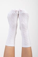 Solid Argyle Quarter Socks