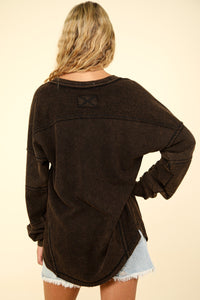 New In Black Washed Knit V-Neck Oversized Top